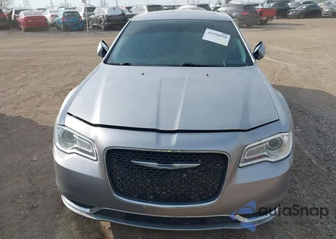 2015 Chrysler 300 Limited z USA, uszkodzony, nr VIN 2C3CCAAG1FH931721